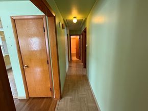 8 Sycamore Cir, Millbury MA 01527