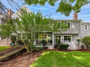 84 Walpole St 1C, Canton MA 02021