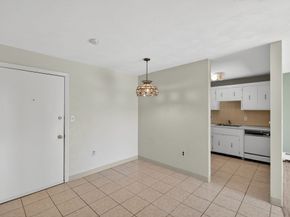 5 Washington St D4, Reading MA 01867