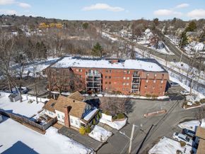 5 Washington St D4, Reading MA 01867