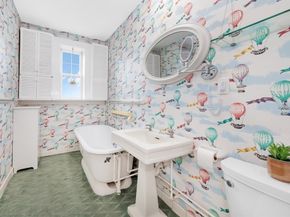 985 Memorial Drive 603, Cambridge MA 02138