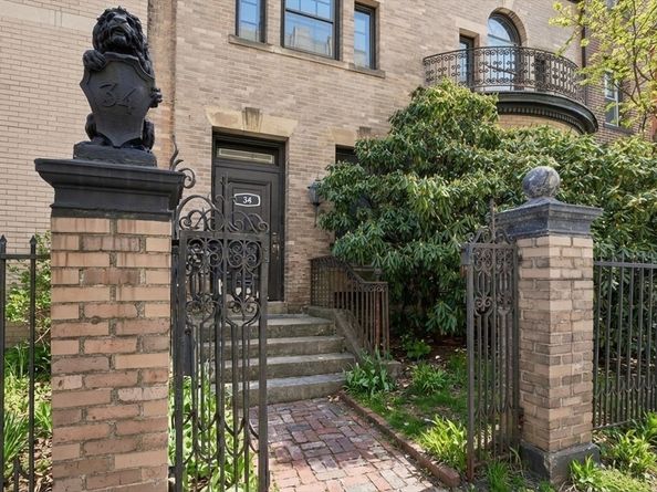 34 Elm Street, Worcester MA 01609