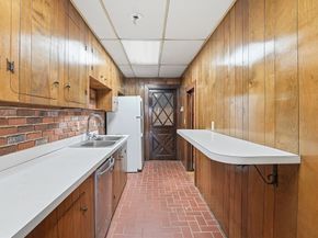 34 Elm Street, Worcester MA 01609