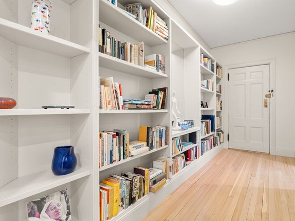 985 Memorial Drive 303, Cambridge MA 02138