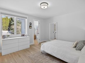 44 Seabury Point Rd, Duxbury MA 02332