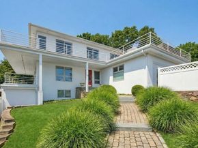 44 Seabury Point Rd, Duxbury MA 02332