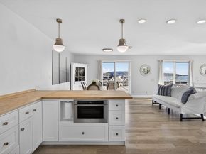 44 Seabury Point Rd, Duxbury MA 02332