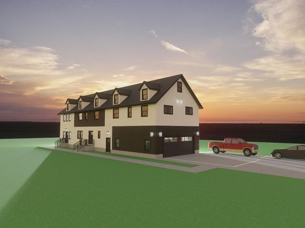 72 Tewksbury St, Andover MA 01810