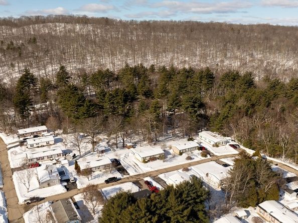 21 Fox Run, Brookfield MA 01506