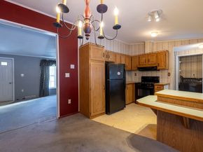 21 Fox Run, Brookfield MA 01506