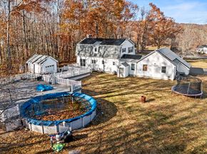 277 West Street, Barre MA 01005