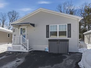 9 Lily Lane, Templeton MA 01436
