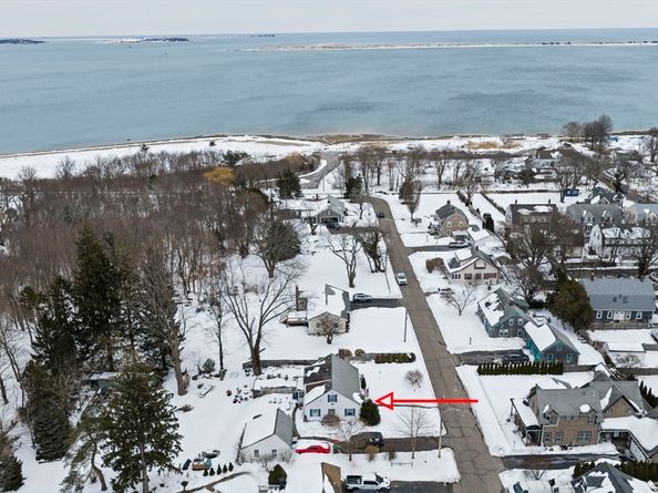 14 Russell Ave, Plymouth MA 02360