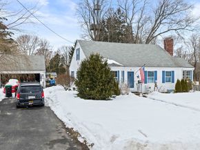14 Russell Ave, Plymouth MA 02360
