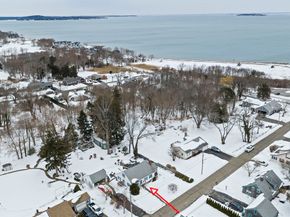 14 Russell Ave, Plymouth MA 02360