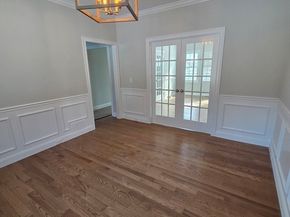 138 Elm St, Uxbridge MA 01569