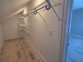 138 Elm St, Uxbridge MA 01569