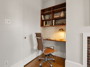 102 Charles St C, Boston MA 02114