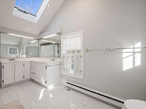 45 School St, Manchester MA 01944