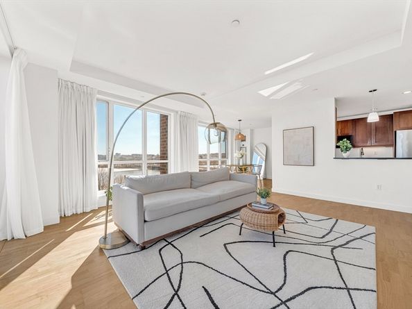 100 Station Lndg 712, Medford MA 02155