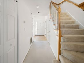 74 Hammond Place 74, Woburn MA 01801