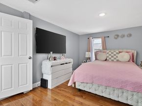 28 Clinton St, Brockton MA 02302