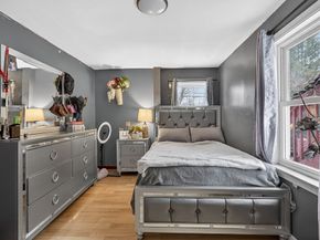 28 Clinton St, Brockton MA 02302