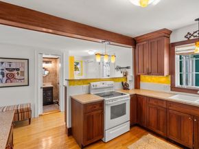 17 Brigham Rd, Framingham MA 01702