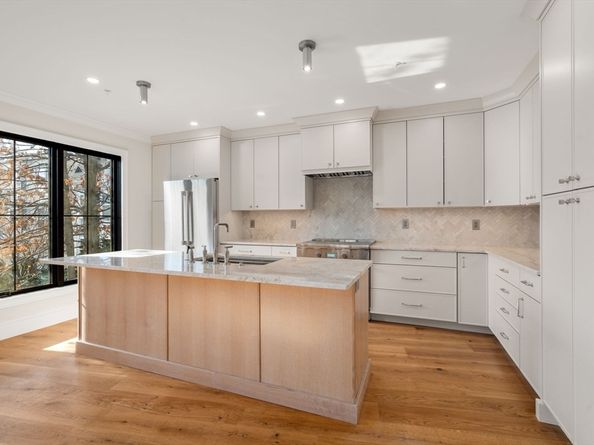 34 Vinton Street 1, Boston MA 02127