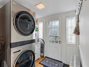 1 High St, Rockport MA 01966