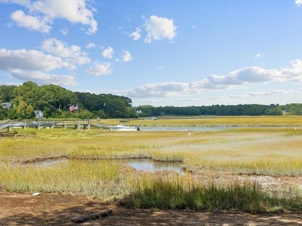 39 Bay Pond Rd, Duxbury MA 02332