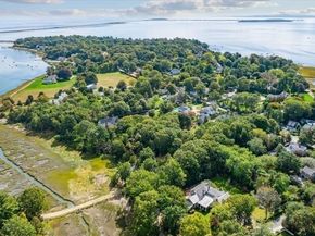 39 Bay Pond Rd, Duxbury MA 02332