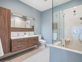 315 Highland Ave 101, Somerville MA 02144