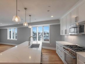150 Hancock St 101, Quincy MA 02171