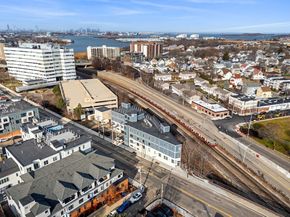 150 Hancock St 101, Quincy MA 02171