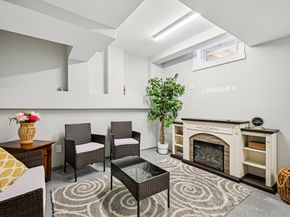 1012 Main St, Leominster MA 01453