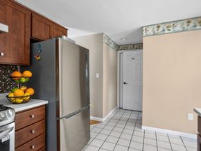 72 Copperwood Dr 72, Stoughton MA 02072