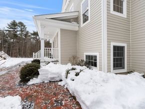 20 Split Rock Ln 20, Mattapoisett MA 02739
