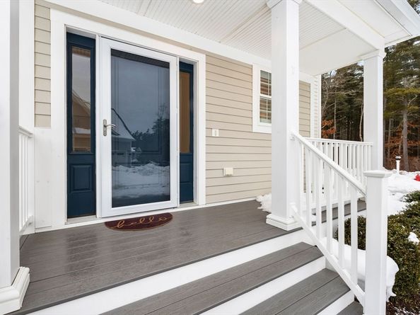 20 Split Rock Ln 20, Mattapoisett MA 02739
