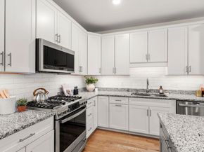 20 Split Rock Ln 20, Mattapoisett MA 02739