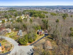 9 Cyndy Ln, Millbury MA 01527