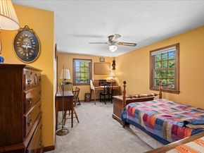 9 Cyndy Ln, Millbury MA 01527