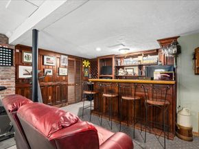 9 Cyndy Ln, Millbury MA 01527