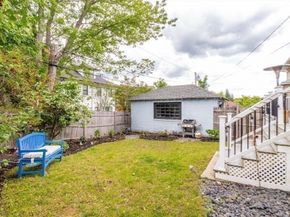 27 Richwood St, Boston MA 02132