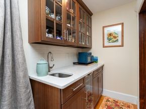 27 Richwood St, Boston MA 02132