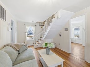 137 Hampton Cir, Hull MA 02045