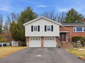 24 Juniper Dr, Saugus MA 01906