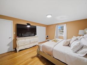 24 Juniper Dr, Saugus MA 01906