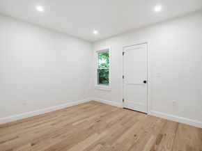 23 Murray Hill Rd, Medford MA 02155