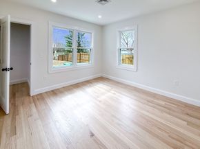 23 Murray Hill Rd, Medford MA 02155